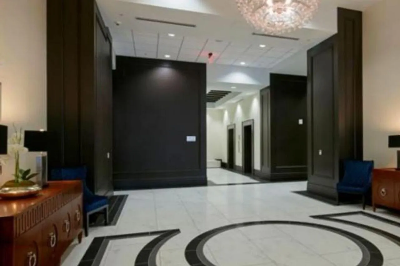 Embassy Suites Louisville Downtown Hotell
