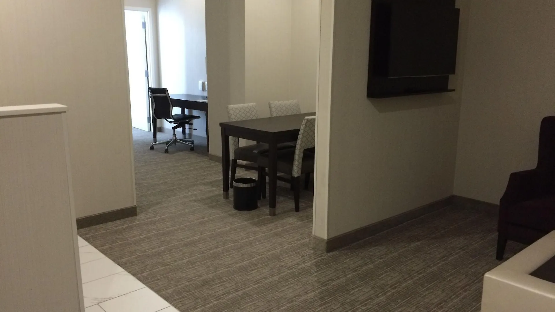Embassy Suites Louisville Downtown 4*,  Stany Zjednoczone Ameryki